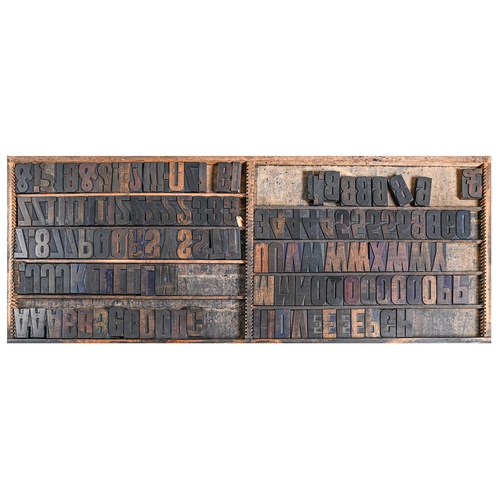 1378 - British Letterpress Printing. A case of wood type, (woodletter) first half 20th c, including 'A' wit... 