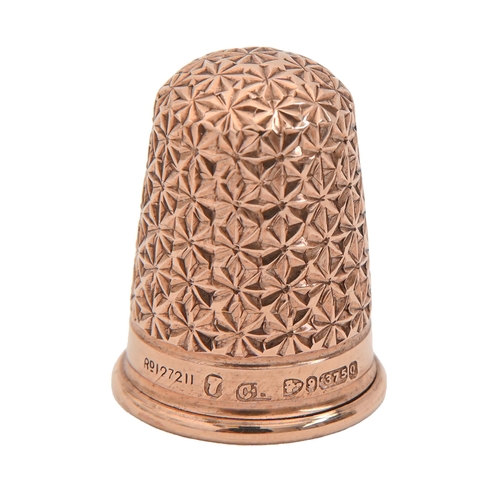 397 - A Victorian 9ct gold thimble, Louise pattern, 24mm h, by Charles Horner, Chester 1899 and marked Rd ... 