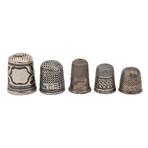 409 - A niello thimble,  French or Russian, three miniature silver thimbles and one other, 19th and 19th c... 