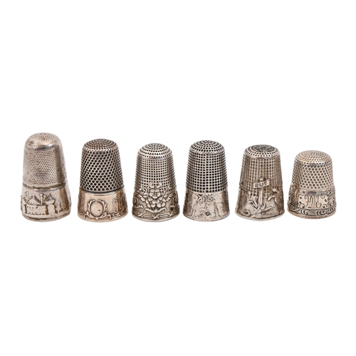 419 - Six silver thimbles, French and probably so, late 19th c, 25mm and smaller, 19dwts