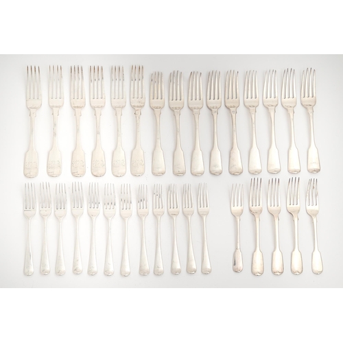 516 - Miscellaneous silver forks and spoons, George III-Edward VII Feather Edge, Fiddle and Old English pa... 