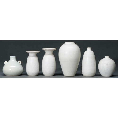 707 - Studio pottery. Bruce Chivers - Three vases, high fired porcelain, 15cm h and smaller, potter's seal... 