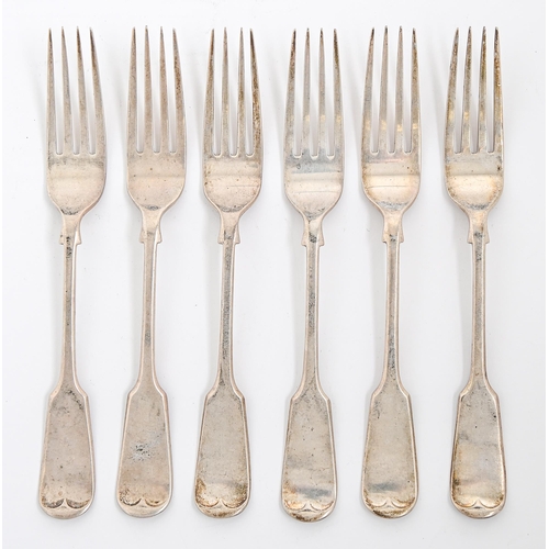 136 - A set of six Edwardian silver table forks, Fiddle pattern, by John Round & Son Ltd, Sheffield 19... 