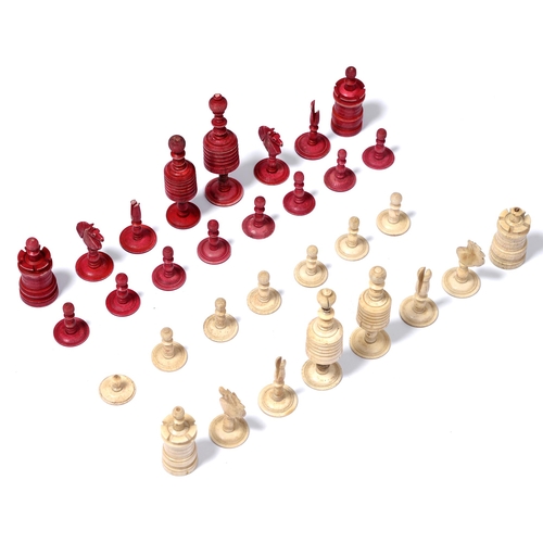 239 - A Victorian bone chess set, stained red and natural, kings 11cm hThe collection of C. W. Briggs (190... 