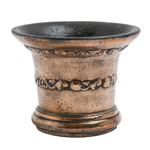 268 - An English decorated bronze mortar, London, Barbican or Whitechapel, mid 18th c, or earlier,  with t... 