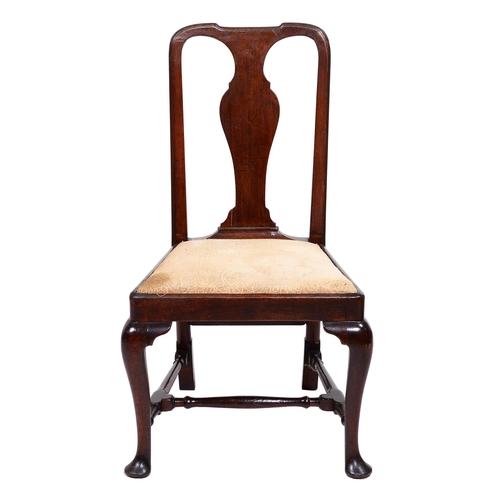 381 - A George II mahogany chair, with moulded back and spoon splat, on cabriole forelegs with turned stre... 