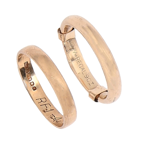 108 - Two 9ct gold wedding rings, London and Birmingham, 1915 and 1984, 4.3g, size J and L... 