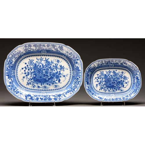 579 - A graduated pair of Staffordshire blue printed earthenware Basket pattern dishes, c1810, 27.5 and 37... 