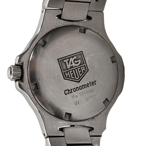 81 - A Tag Heuer stainless steel self winding gentleman's wristwatch, Ref WL 5111, No 171440, approximate... 