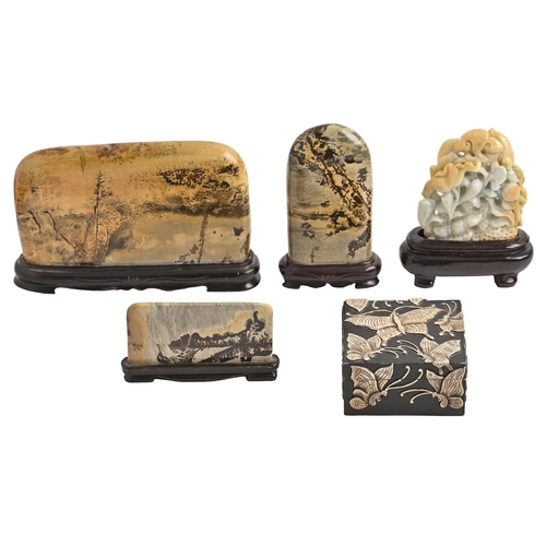 480 - A Chinese jade pebble carving of carp, 20th c, 95mm h, affixed wood stand, two skulled rocks and two... 