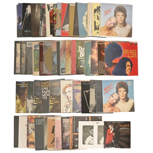 594 - David Bowie. An extensive collection of 12