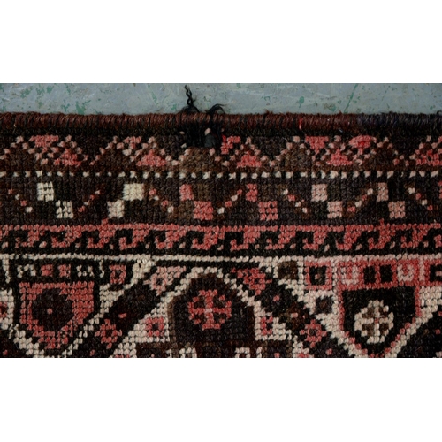 859 - A red rug