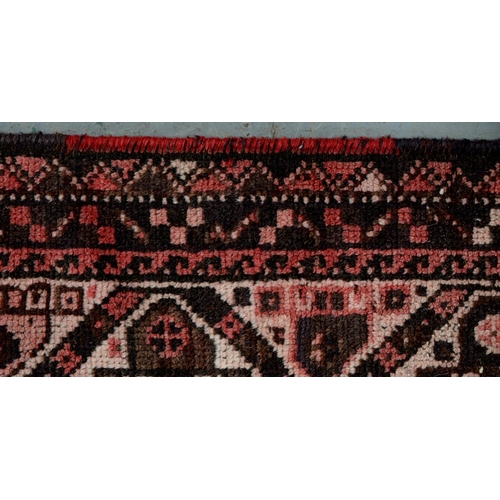 859 - A red rug