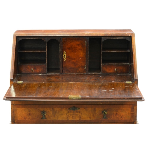 901 - A walnut bureau, c1930, on cabriole legs, 77cm l