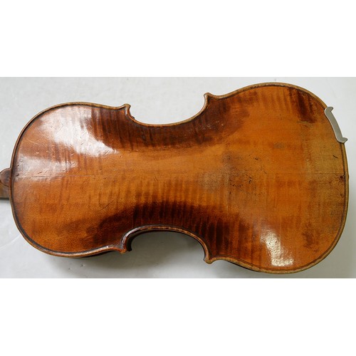 444 - A French violin, Francois Fent Paris, late 18th c, length of back 35.8cm, printed trade label, two v... 