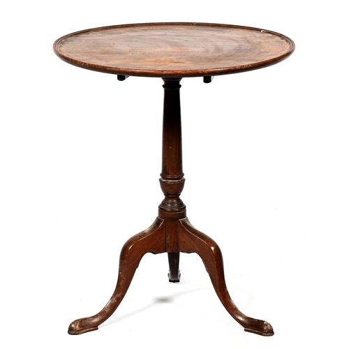 1208 - A mahogany tripod table, 20th c, in George III style, with dished top, 73cm h; 61cm diam... 