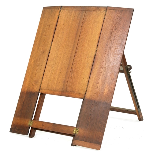 1270 - A Victorian oak collapsible artist's easel, of triptych form, 122cm h