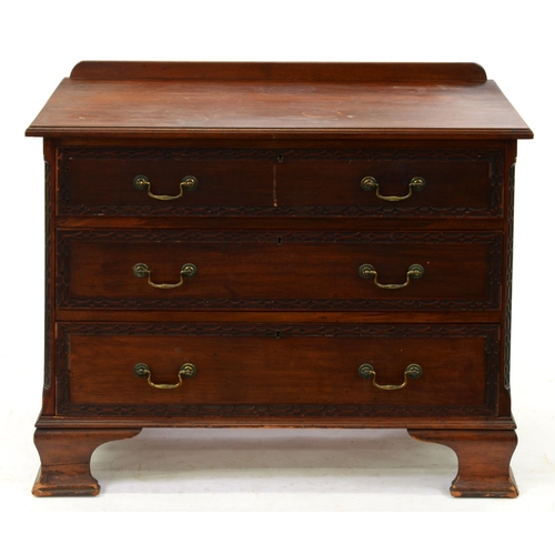 1288 - A mahogany chest of drawers, with blind fret detail, on ogee feet, 74cm h; 48 x 92cm... 