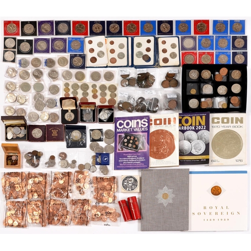 567 - Miscellaneous United Kingdom base metal coins, mostly 20th c, including ten £1 bags of uncirculated ... 