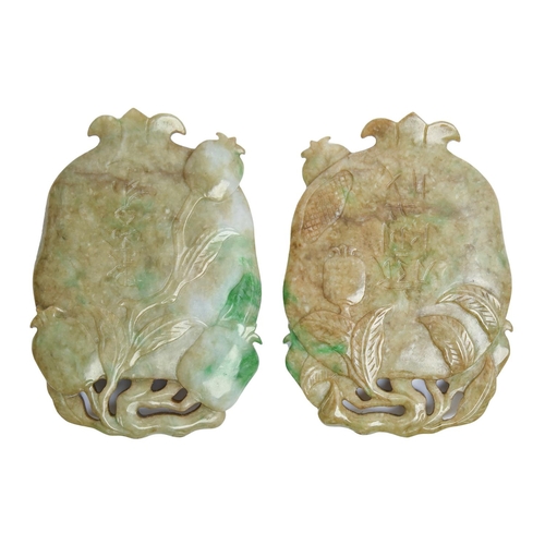 846 - A Chinese carved jade poppy pendant, 70mm h