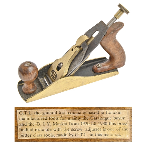 926 - A General Tool Company Ltd No 2 brass plane, with screw adjustment, wood boxA Private Collection of ... 