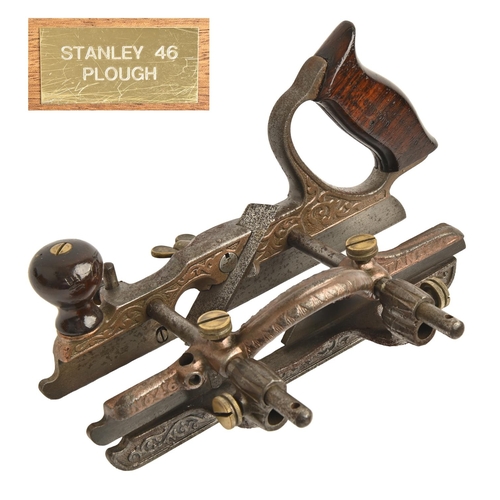 933 - A Stanley No 46 plough plane, wood boxA Private Collection of planes (lot 922-953)... 