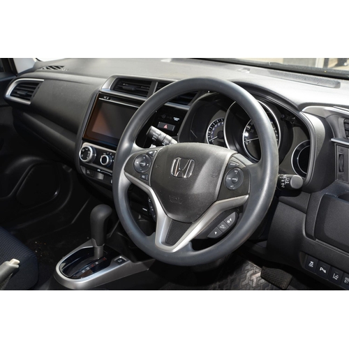 160 - Motor car. Honda Jazz SE 1-VTEC CVT five door hatchback, petrol, automatic, 4051 miles, grey, one ow... 