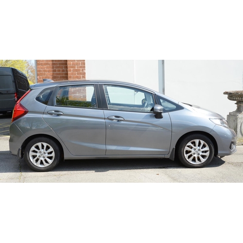 160 - Motor car. Honda Jazz SE 1-VTEC CVT five door hatchback, petrol, automatic, 4051 miles, grey, one ow... 