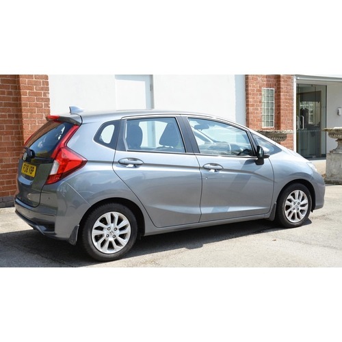 160 - Motor car. Honda Jazz SE 1-VTEC CVT five door hatchback, petrol, automatic, 4051 miles, grey, one ow... 