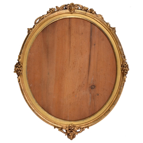 425 - A pair of Victorian oval giltwood and composition picture frames, sight 38 x 33cm