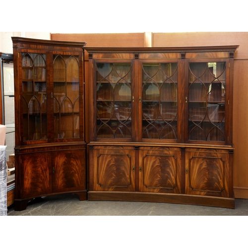 590 - A reproduction mahogany concave bookcase and similar corner cabinet, late 20th c, bookcase 182cm h; ... 