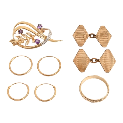 112 - A 9ct gold ring, size T, two pairs of gold hoop earrings and an amethyst brooch in 9ct gold, 7.1g, a... 