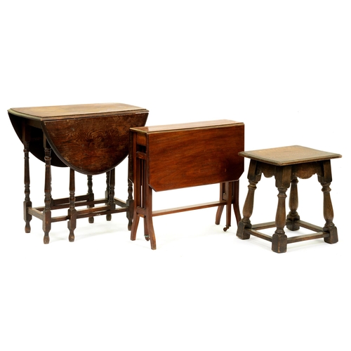 1176 - A mahogany Sutherland table, 65cm h, an oak gateleg table on turned legs and an oak stool, 50cm h (3... 