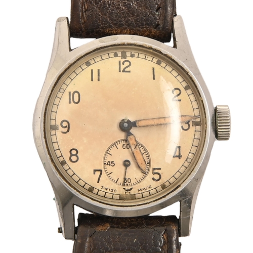 89 - A WWII British Army issue stainless steel wristwatch, 31mm diam, marked on case back STAINLESS STEEL... 