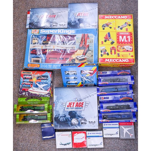 1418 - Vintage toys. A Matchbox Bridge Layer K-44 Super Kings, a Meccano M.1 and various other Matchbox and... 