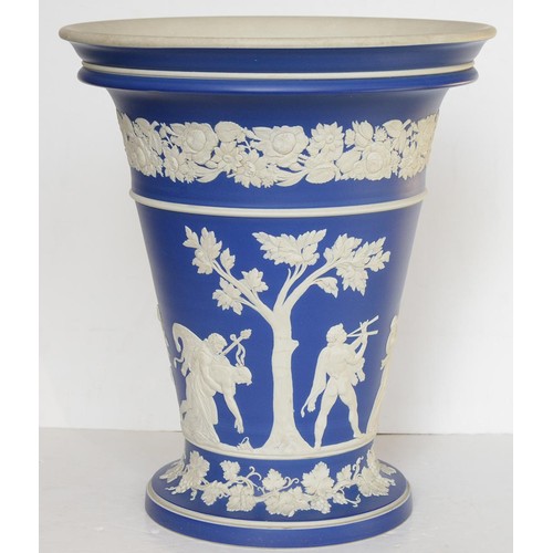 649 - A pair of Wedgwood jasper ware vases of exhibition quality, c1860, in dark blue jasper dip and ornam... 