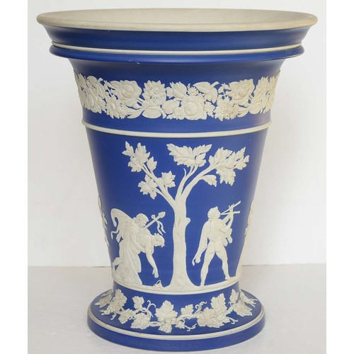 649 - A pair of Wedgwood jasper ware vases of exhibition quality, c1860, in dark blue jasper dip and ornam... 