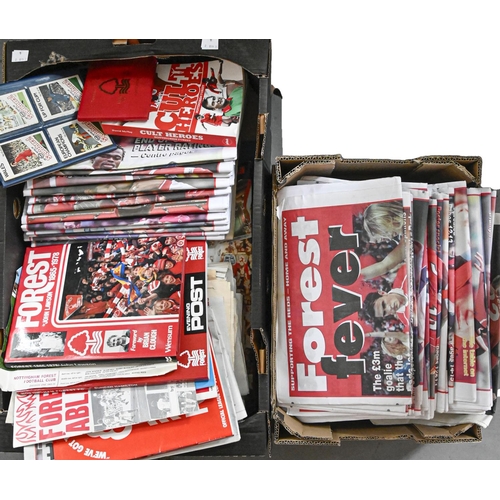 1020 - Soccer. An extensive collection of  Nottingham Forest books and magazines, Forest Fever Newspaper an... 