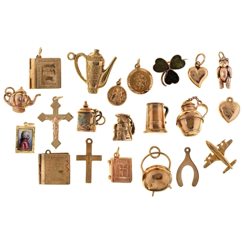 195 - Miscellaneous gold charms, 38g