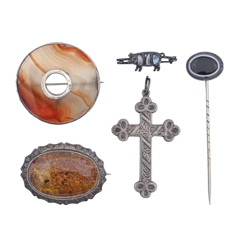 273 - A Victorian silver and Scottish pebble cross pendant and four other items of contemporary pebble jew... 