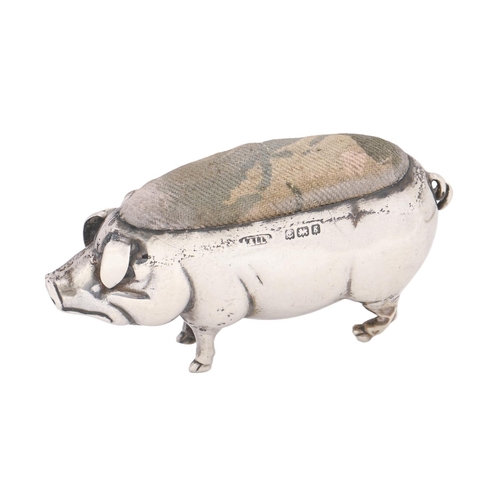 381 - An Edwardian silver pig novelty pin cushion, 70mm l, by Adie & Lovekin Ltd, Birmingham 1906... 