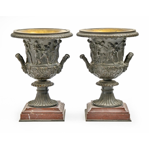 917 - A pair of French bronze models of the Medici vase, late 19th c, on rouge griotte marble base, 25cm h... 