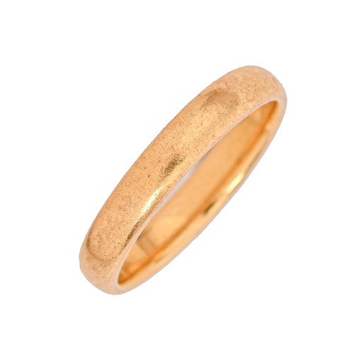 108F - A 22ct gold wedding ring, 3.7g