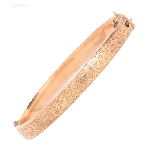 108G - A 9ct gold bangle, 9.7g