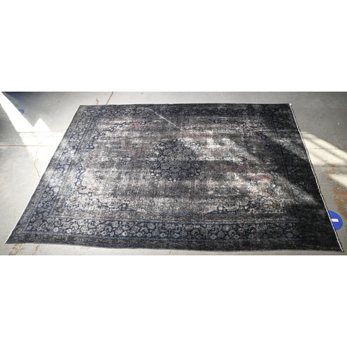 1148 - A rug, 290 x 382cm