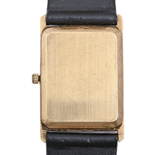 115 - A Roamer 9ct gold rectangular wristwatch, quartz movement, 24 x 30mm, Convention mark... 