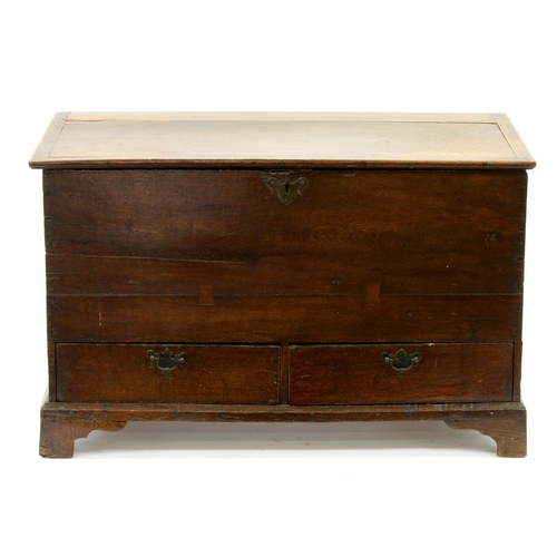 1161 - A George III oak mule chest, on bracket feet, 48cm h; 47 x 93cm