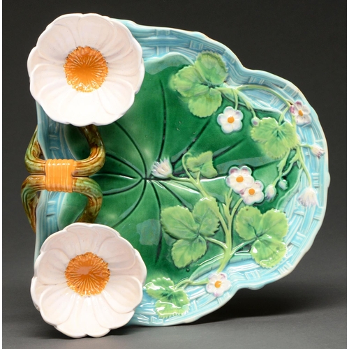 671 - A George Jones majolica strawberry dish, c1870, the underside in mottled tortoiseshell glaze, 26cm h... 