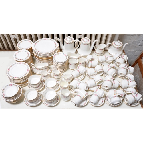 679 - A large quantity of Paragon Belinda pattern tea ware