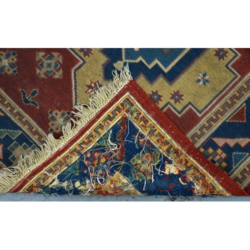 1127 - A Turkish soumak flatweave rug, 120 x 84cm and another (2)
